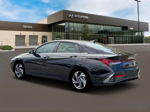 Abyss Black 2026 Hyundai ELANTRA Limited