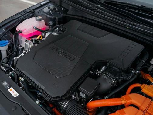 2025 Hyundai ELANTRA HEV Limited