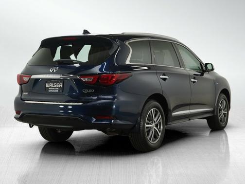 2017 INFINITI QX60 Base (CVT)