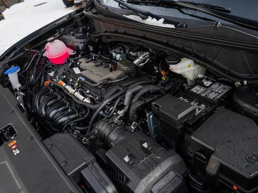 Phantom Black 2026 Hyundai TUCSON SE