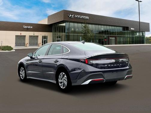 2026 Hyundai SONATA Hybrid Blue