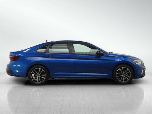 Rising Blue Metallic 2023 Volkswagen Jetta Sport
