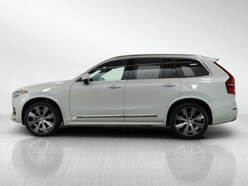 2022 Volvo XC90 Inscription