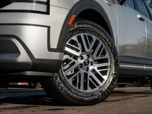 Typhoon Silver Metallic 2026 Hyundai PALISADE SEL 7P