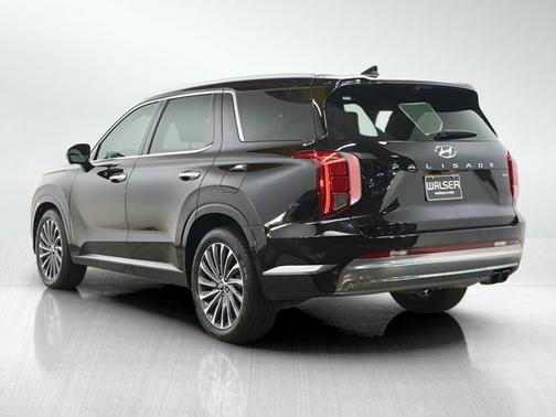 Abyss Black 2024 Hyundai PALISADE Calligraphy