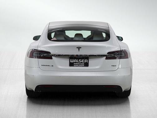Pearl White Multi-Coat 2018 Tesla Model S P100D
