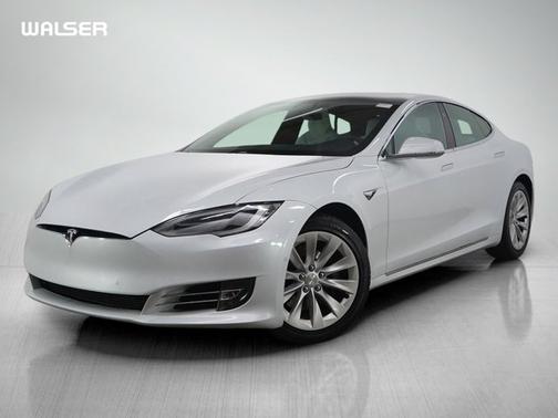 Pearl White Multi-Coat 2018 Tesla Model S P100D