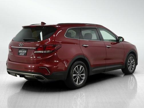 2017 Hyundai SANTA FE SE