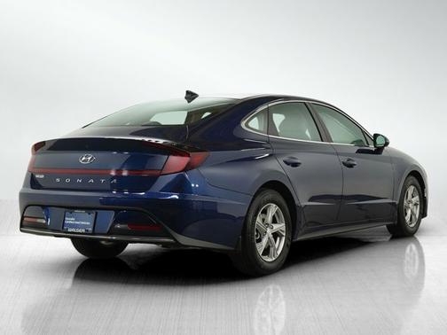 2022 Hyundai SONATA SE