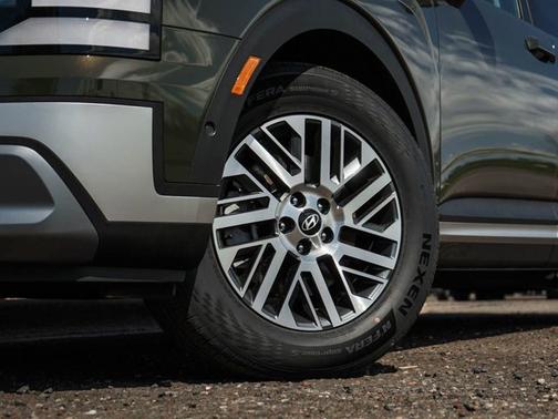 Titan Green 2026 Hyundai PALISADE SEL Premium 8P