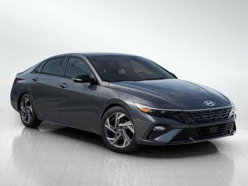 2025 Hyundai ELANTRA HEV SEL Sport