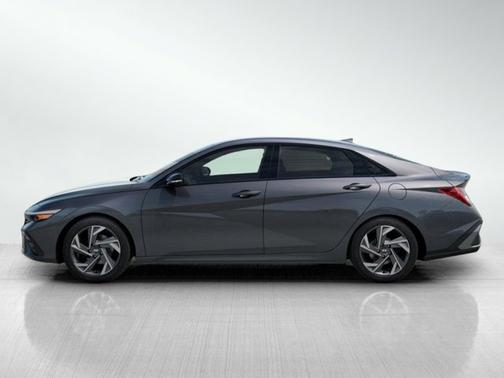 2025 Hyundai ELANTRA HEV SEL Sport