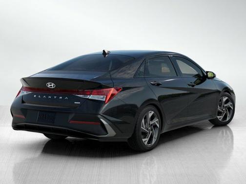2025 Hyundai ELANTRA HEV SEL Sport