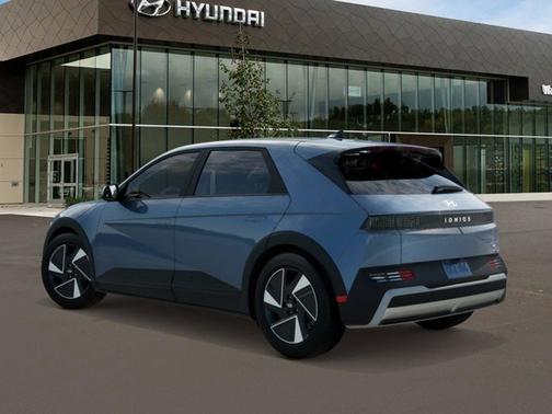 2026 Hyundai IONIQ 5 SE