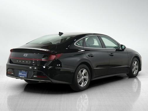 Onyx Black 2023 Hyundai SONATA SE