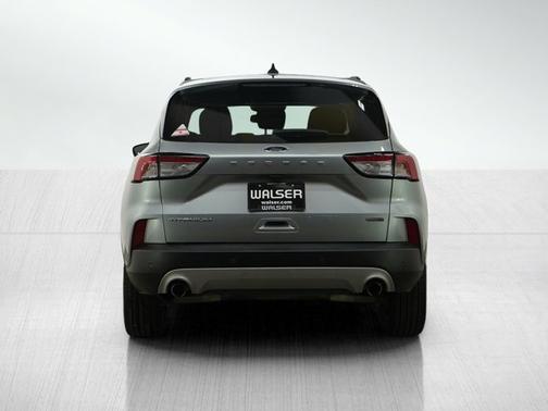 2022 Ford Escape Titanium Hybrid