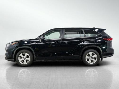Midnight Black Metallic 2023 Toyota Highlander L