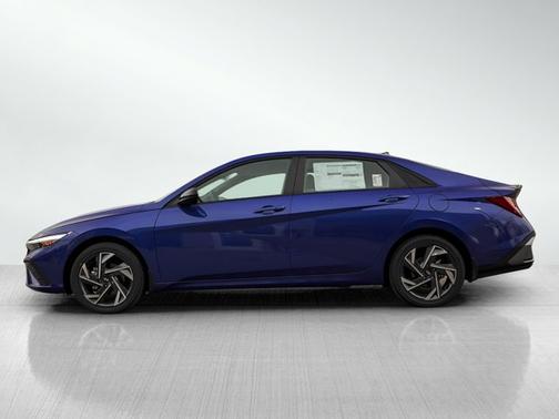 2025 Hyundai ELANTRA HEV SEL Sport