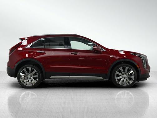 2023 Cadillac XT4 AWD Premium Luxury