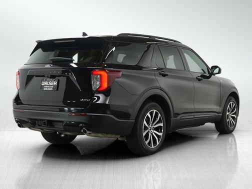 2022 Ford Explorer ST-Line