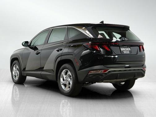 2023 Hyundai TUCSON SE