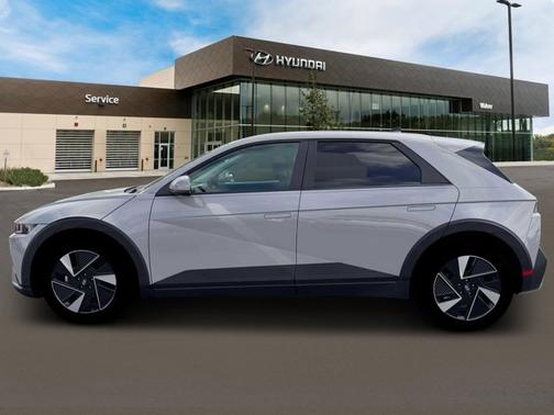 Cyber Gray 2026 Hyundai IONIQ 5 SE