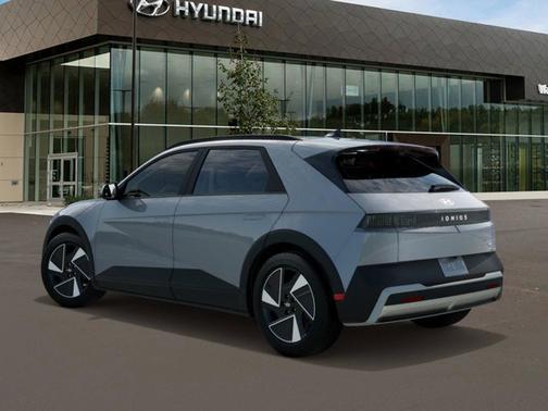 2025 Hyundai IONIQ 5 SEL