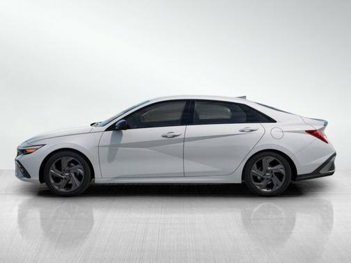 Serenity White Pearl 2026 Hyundai ELANTRA SEL Sport