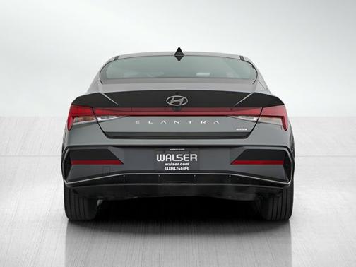 2025 Hyundai ELANTRA HEV Limited
