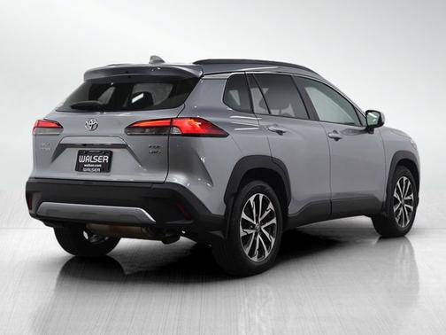 2022 Toyota Corolla Cross XLE