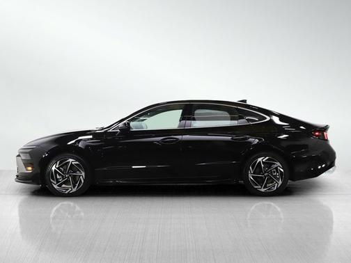 Abyss Black 2026 Hyundai SONATA SEL Sport