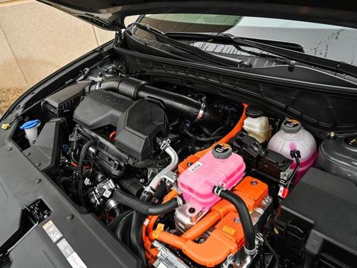 2026 Hyundai TUCSON Hybrid SEL