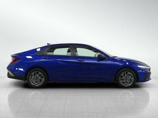 2025 Hyundai ELANTRA HEV Blue