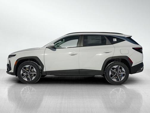 Serenity White Pearl 2026 Hyundai TUCSON SEL Premium
