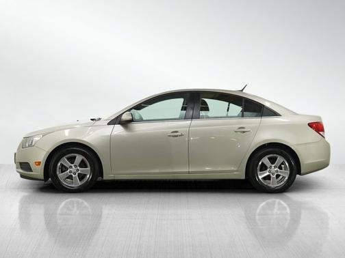 Champagne Silver Metallic 2013 Chevrolet Cruze 1LT