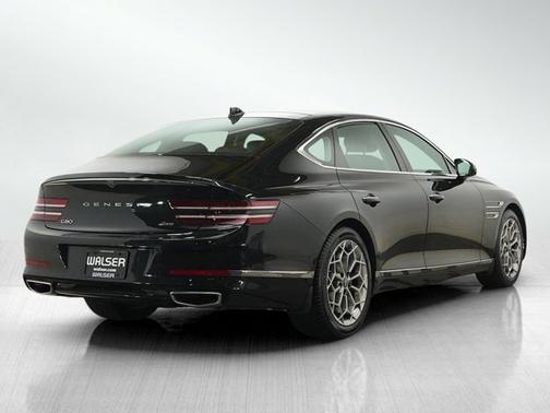 Vik Black 2022 Genesis G80 2.5T