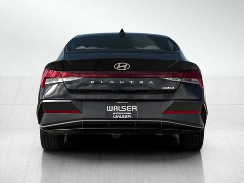 Abyss Black 2026 Hyundai ELANTRA Limited