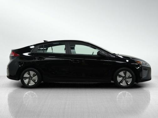 2021 Hyundai IONIQ Hybrid Blue