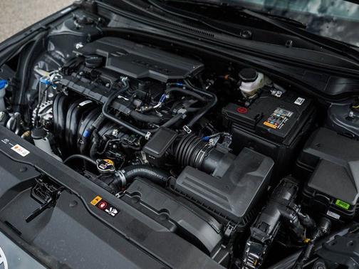 Ecotronic Gray 2026 Hyundai ELANTRA Limited