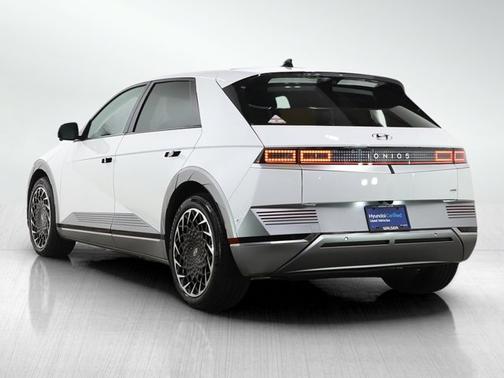 Atlas White 2024 Hyundai IONIQ 5 Limited