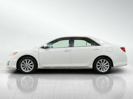 2013 Toyota Camry Hybrid XLE