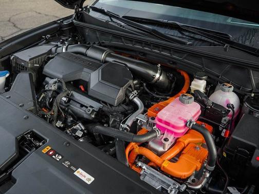 Deep Sea 2026 Hyundai TUCSON Hybrid Limited