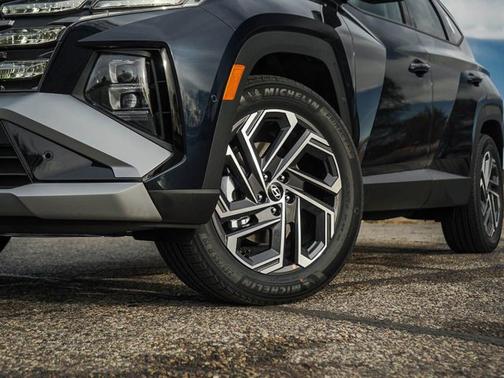 Deep Sea 2026 Hyundai TUCSON Hybrid Limited