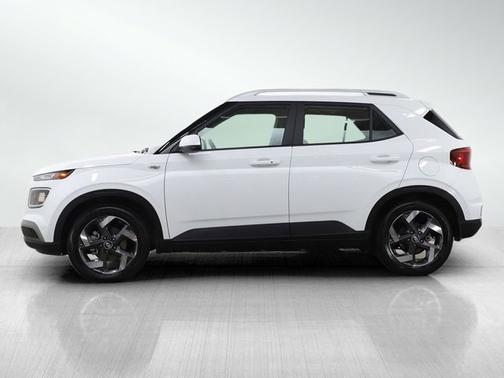 Lunar White 2026 Hyundai VENUE SEL