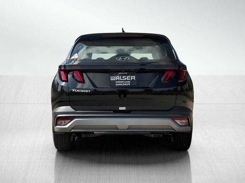 Phantom Black 2026 Hyundai TUCSON SE