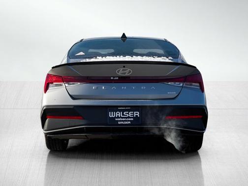 2026 Hyundai ELANTRA HEV SEL Sport