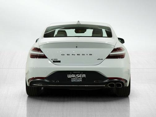 2022 Genesis G70 2.0T
