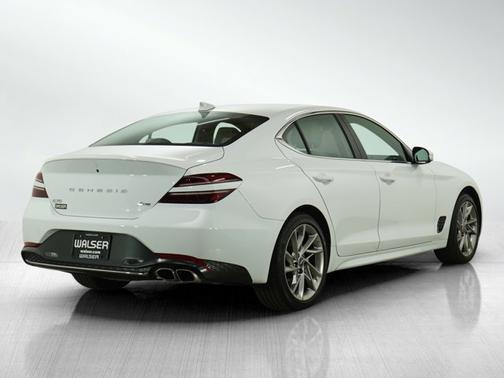 2022 Genesis G70 2.0T