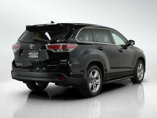 2016 Toyota Highlander Limited Platinum