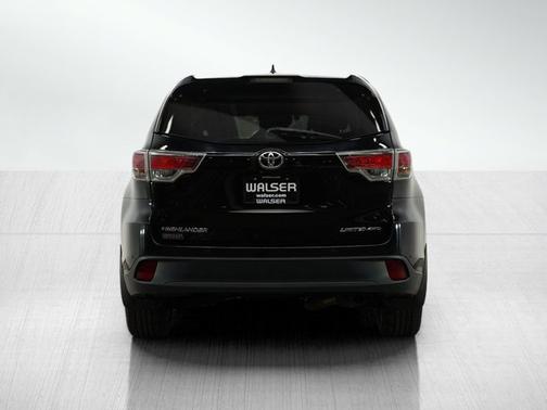2016 Toyota Highlander Limited Platinum